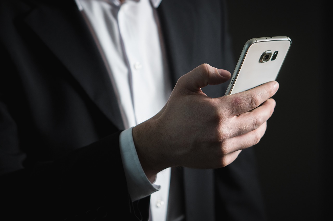 如何拨打用友集团畅捷通客服电话号码?
